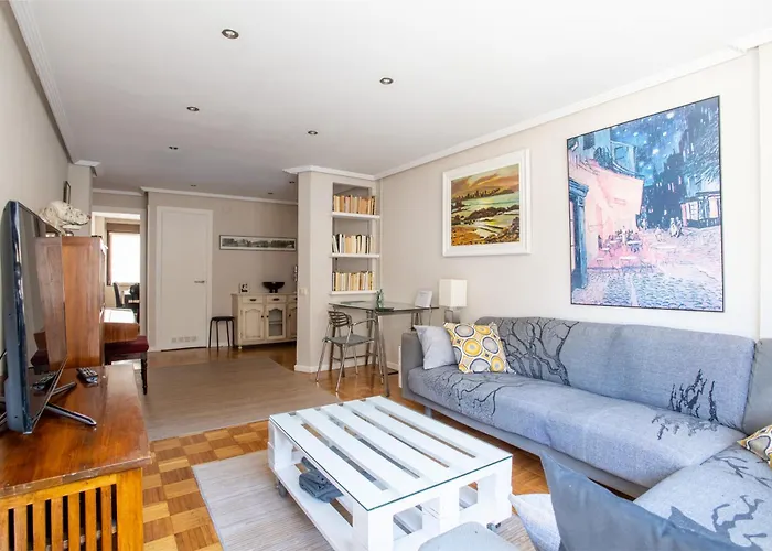 Apartment El Parque Playa-wifi Y Parking Gratis Gijon